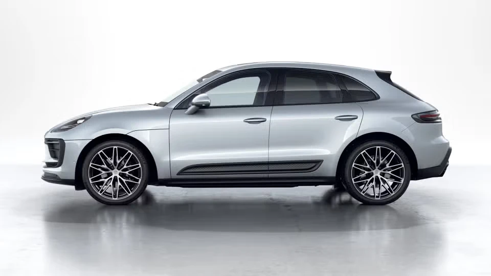 2026 Porsche Macan - Image 11 of 21