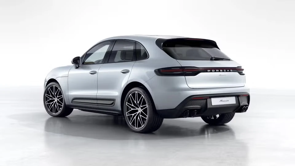 2026 Porsche Macan - Image 19 of 21