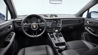 2026 Porsche Macan - Image 29 of 31