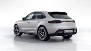 2026 Porsche Macan - Image 17 of 31