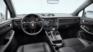 2026 Porsche Macan - Image 29 of 31