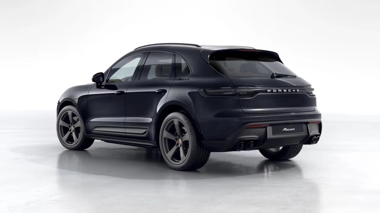 2026 Porsche Macan - Image 20 of 31