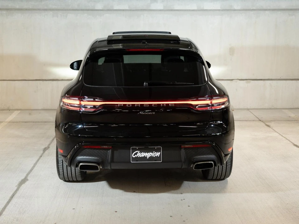 2026 Porsche Macan Electric - Image 9 of 26
