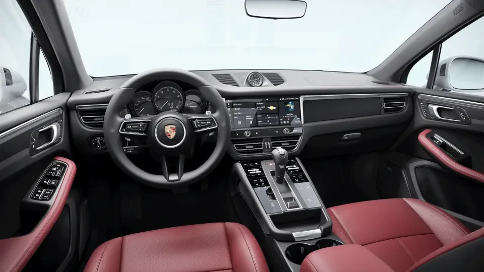 2026 Porsche Macan - Image 31 of 31