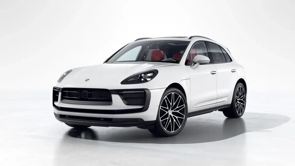2026 Porsche Macan - Image 7 of 31