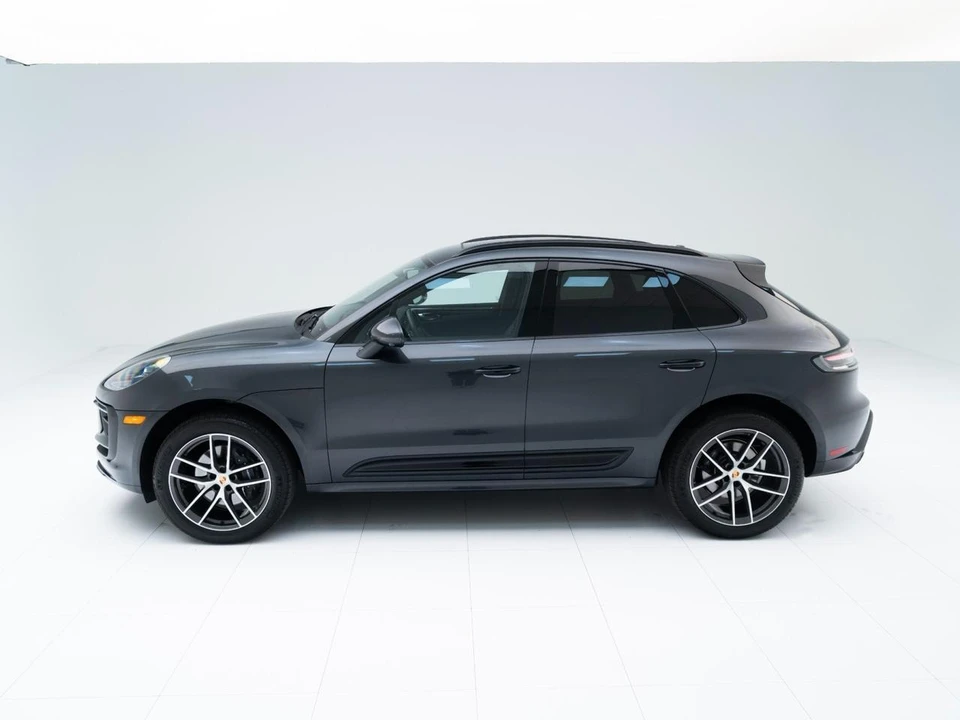 2026 Porsche Macan - Image 2 of 29