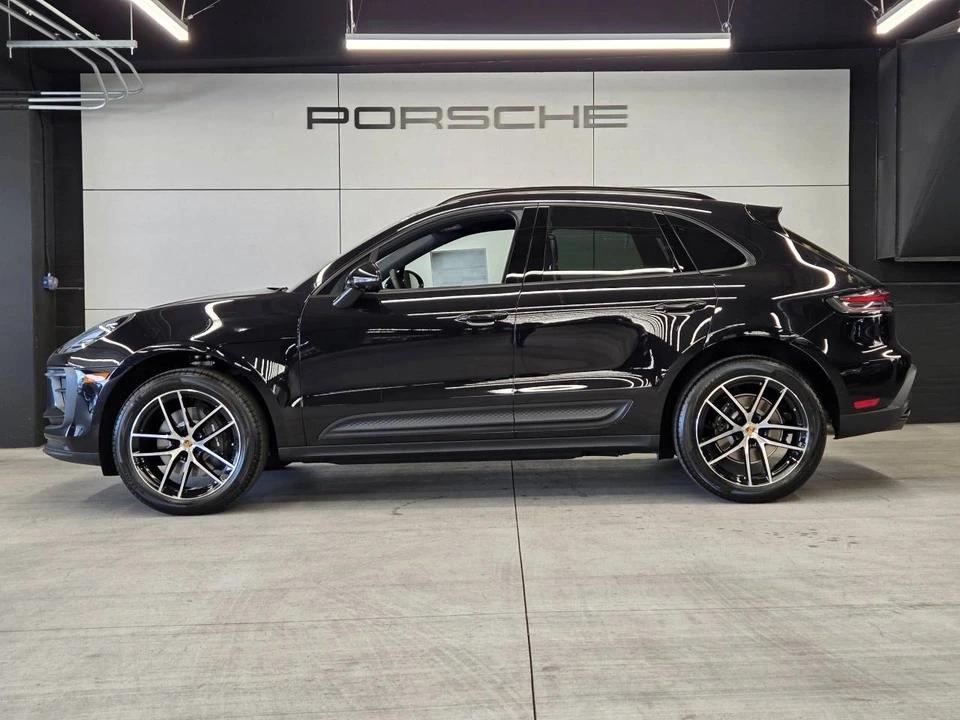 2026 Porsche Macan Electric - Image 2 of 5