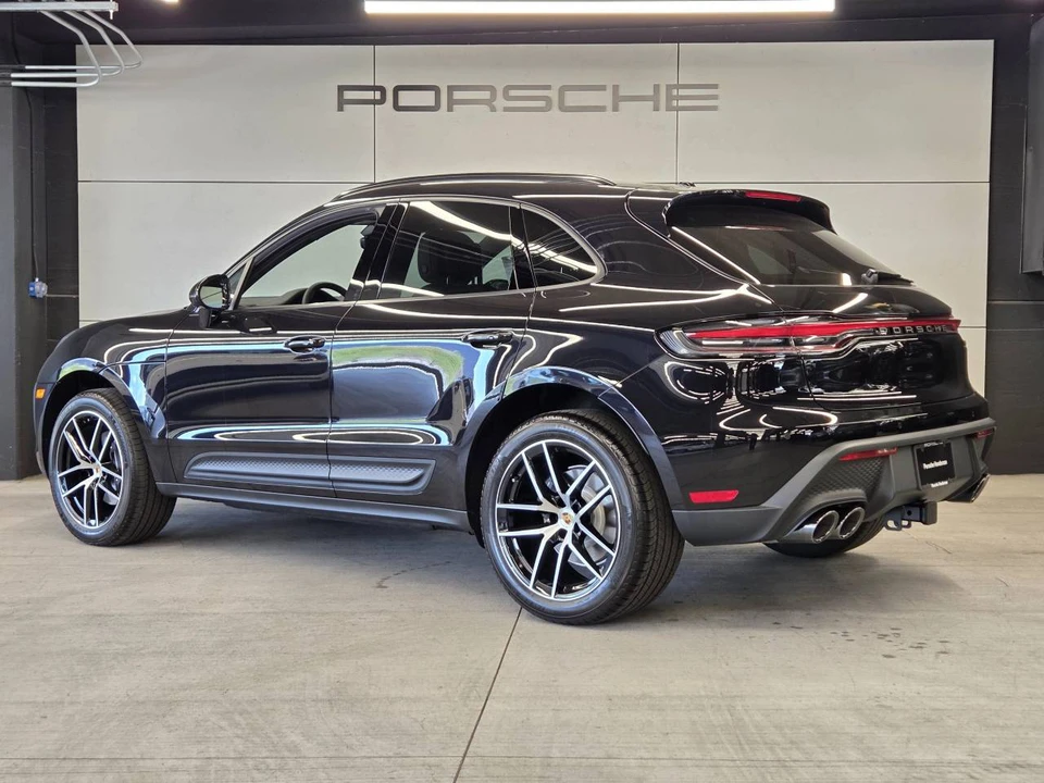 2026 Porsche Macan Electric - Image 3 of 5