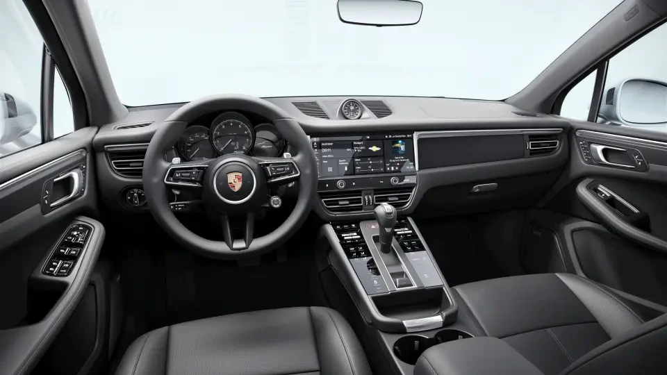 2026 Porsche Macan - Image 31 of 31