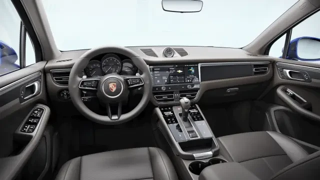 2026 Porsche Macan - Image 30 of 31