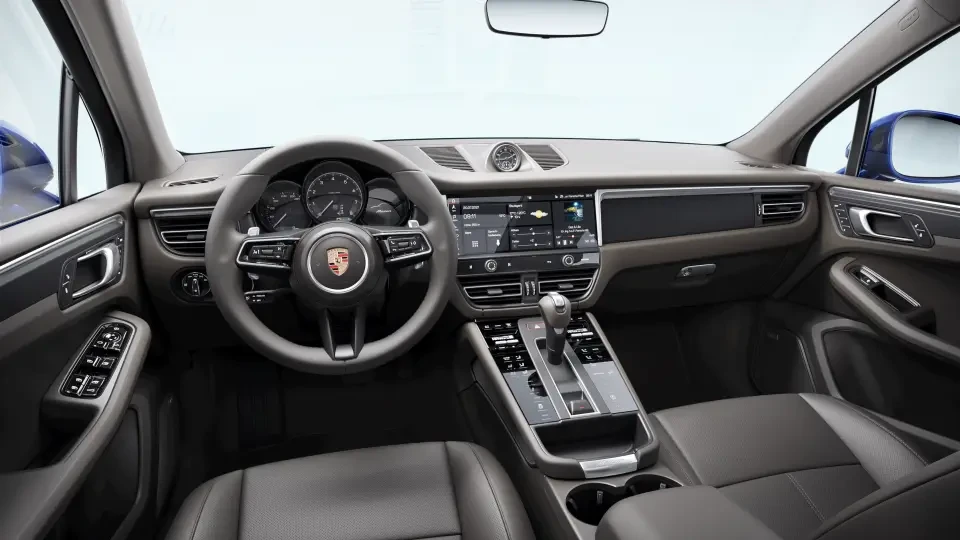 2026 Porsche Macan - Image 31 of 31