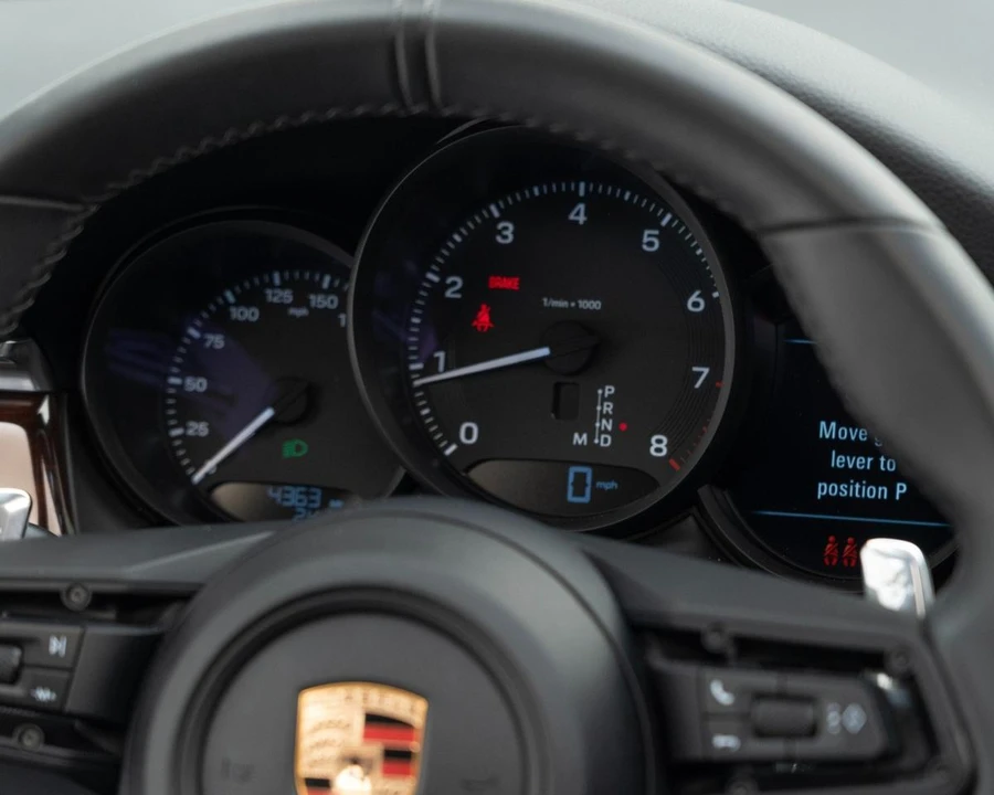 2026 Porsche Macan Electric - Image 29 of 30