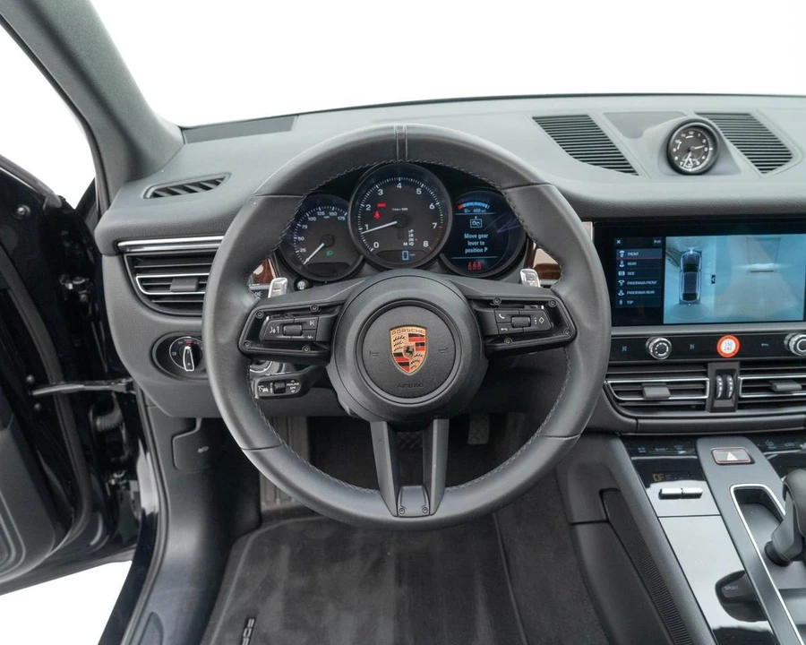 2026 Porsche Macan Electric - Image 30 of 30