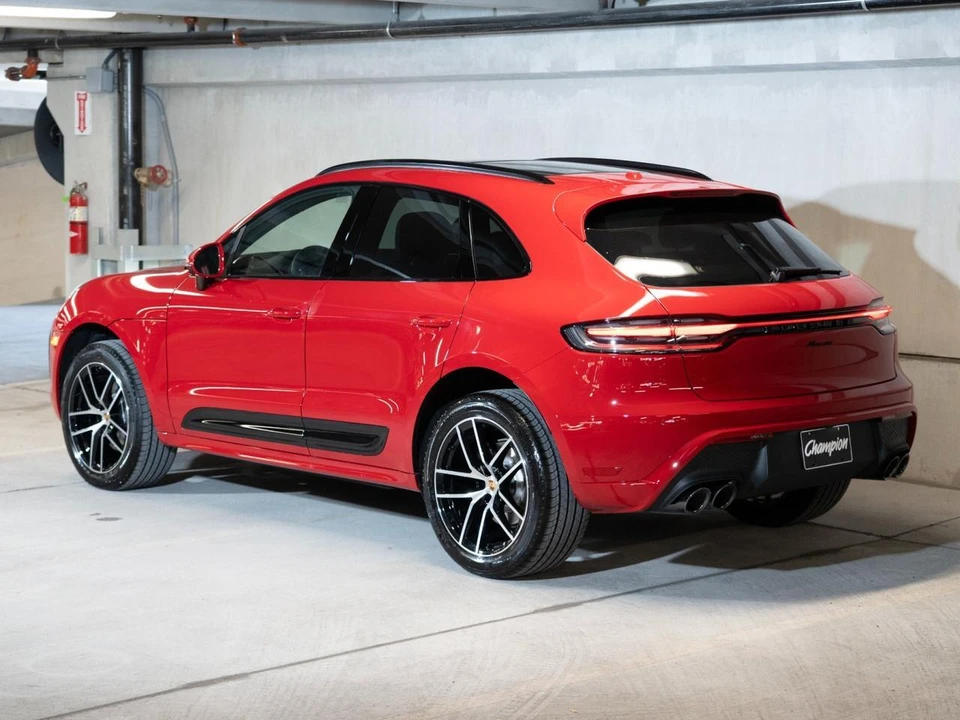 2026 Porsche Macan Electric - Image 3 of 28