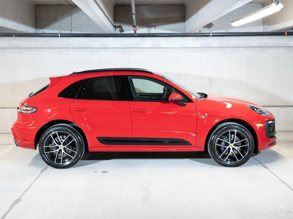 2026 Porsche Macan Electric - Image 8 of 28