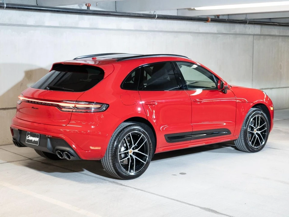 2026 Porsche Macan Electric - Image 9 of 28
