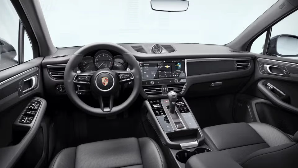 2026 Porsche Macan - Image 27 of 30