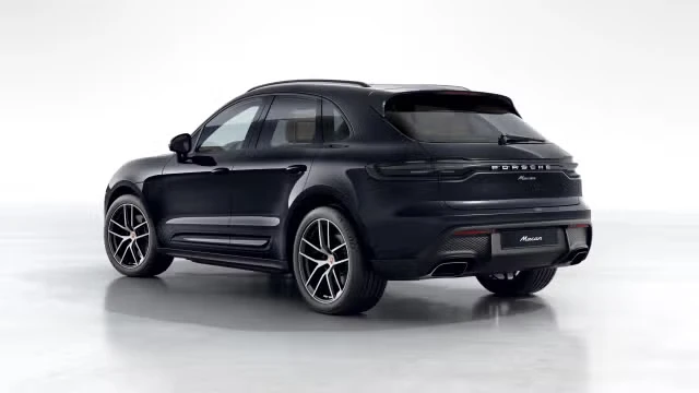2026 Porsche Macan - Image 18 of 30