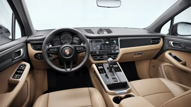 2026 Porsche Macan - Image 30 of 30