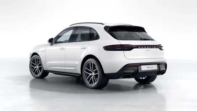 2026 Porsche Macan - Image 22 of 30