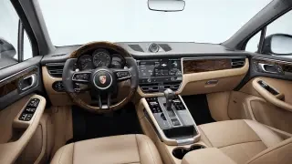 2026 Porsche Macan - Image 29 of 30