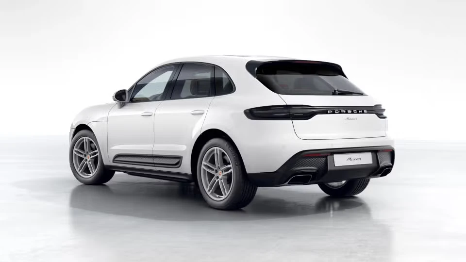 2026 Porsche Macan - Image 19 of 30
