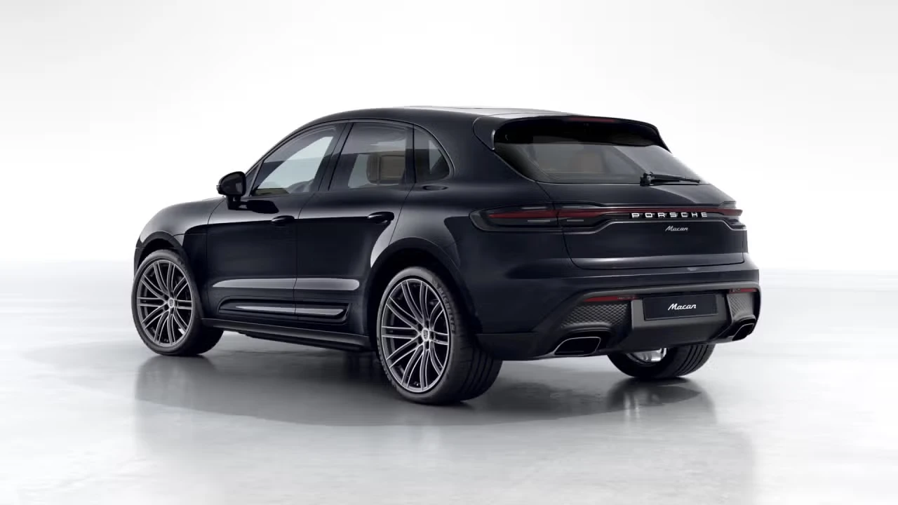 2026 Porsche Macan - Image 20 of 30