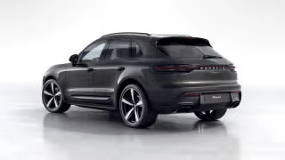 2026 Porsche Macan - Image 17 of 30