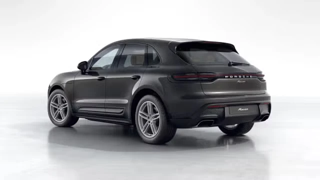 2026 Porsche Macan - Image 18 of 31