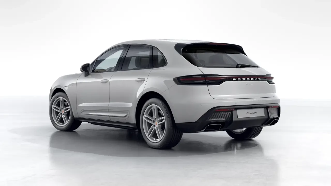 2026 Porsche Macan - Image 24 of 30