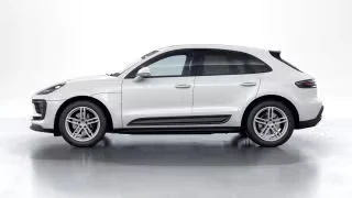 2026 Porsche Macan - Image 9 of 30