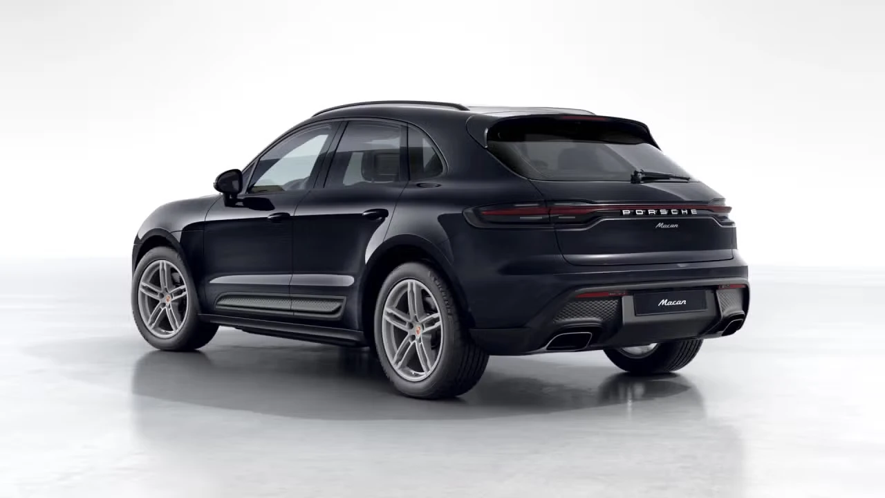 2026 Porsche Macan - Image 20 of 30