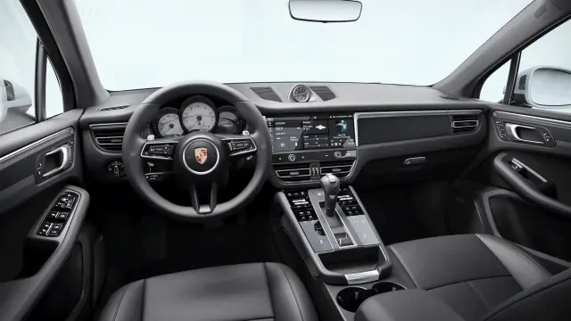 2026 Porsche Macan - Image 30 of 30