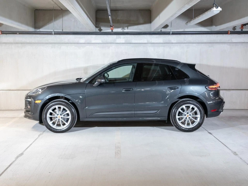 2026 Porsche Macan Electric - Image 2 of 28