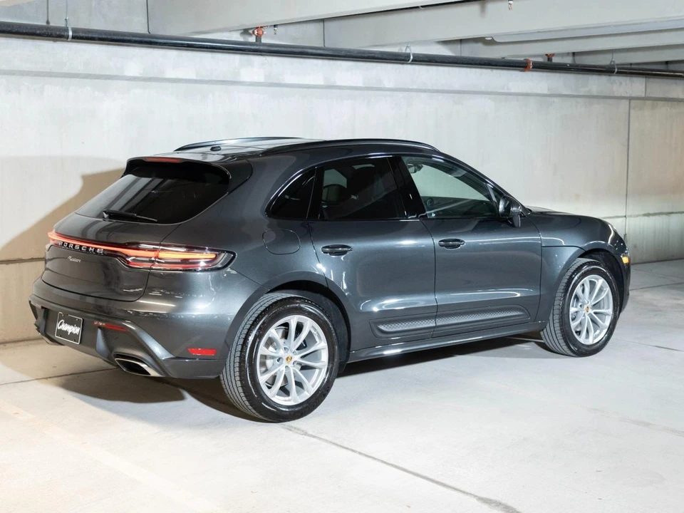 2026 Porsche Macan Electric - Image 9 of 28