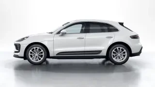 2026 Porsche Macan - Image 13 of 30