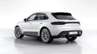 2026 Porsche Macan - Image 17 of 30