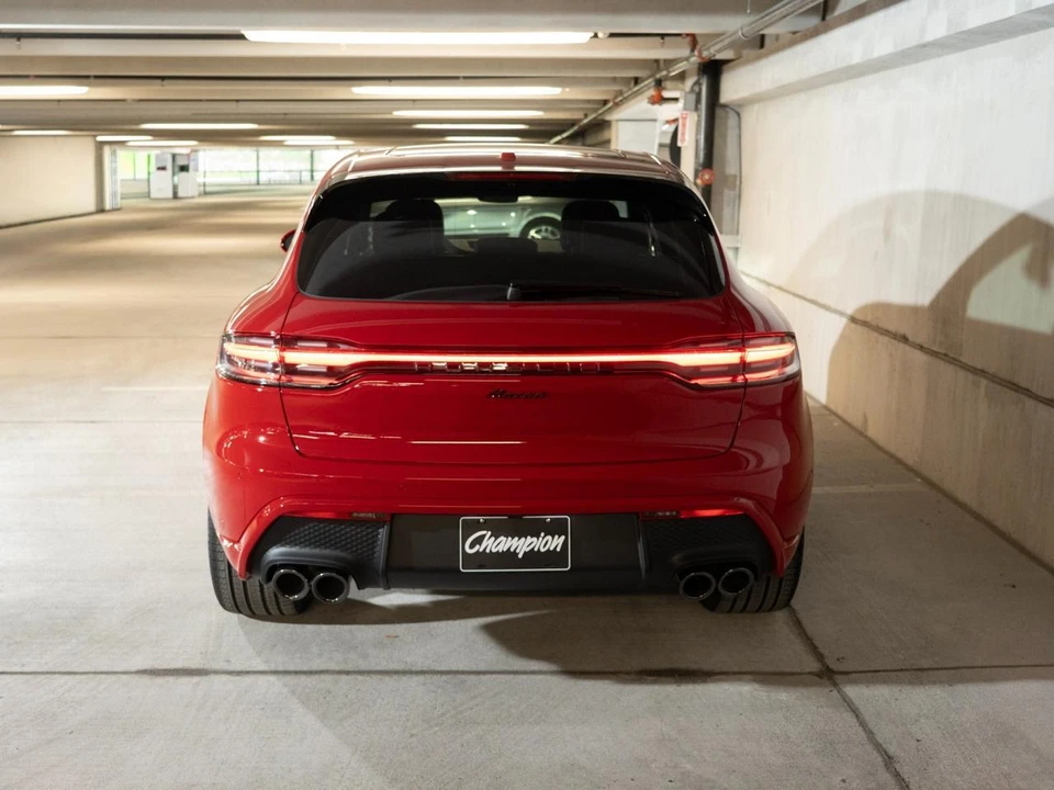 2026 Porsche Macan Electric - Image 10 of 22