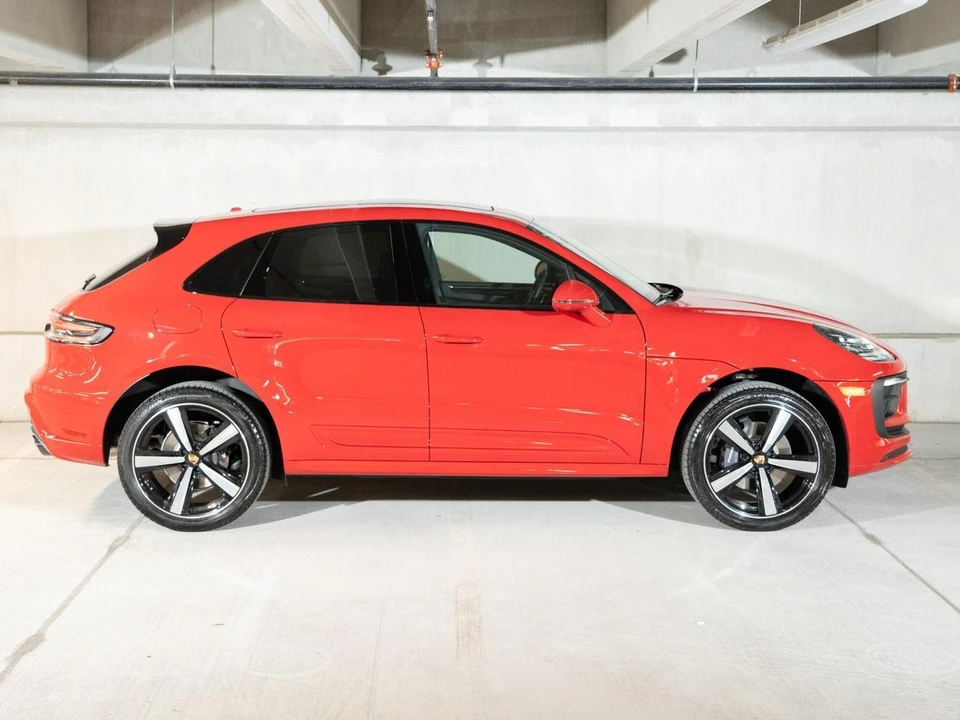 2026 Porsche Macan Electric - Image 7 of 22