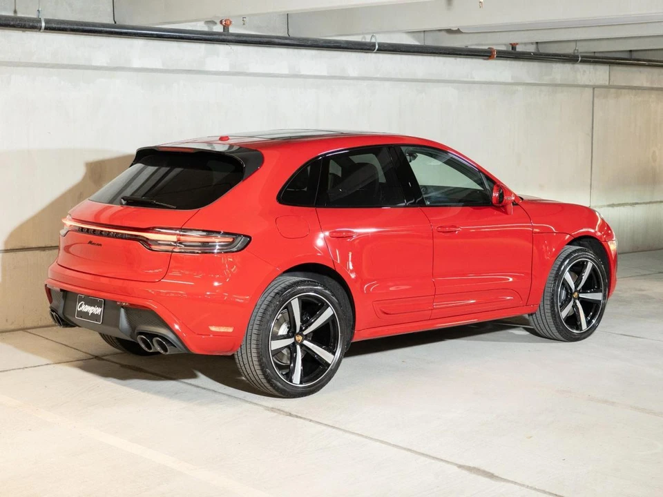 2026 Porsche Macan Electric - Image 6 of 22