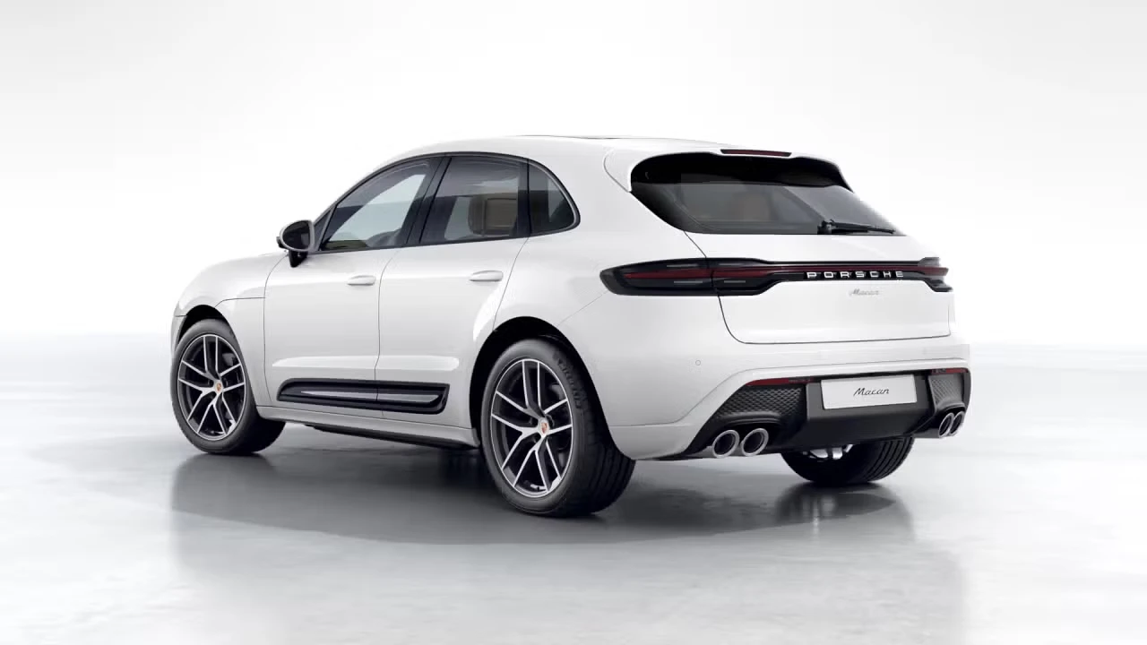 2026 Porsche Macan - Image 20 of 30
