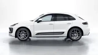 2026 Porsche Macan - Image 13 of 30