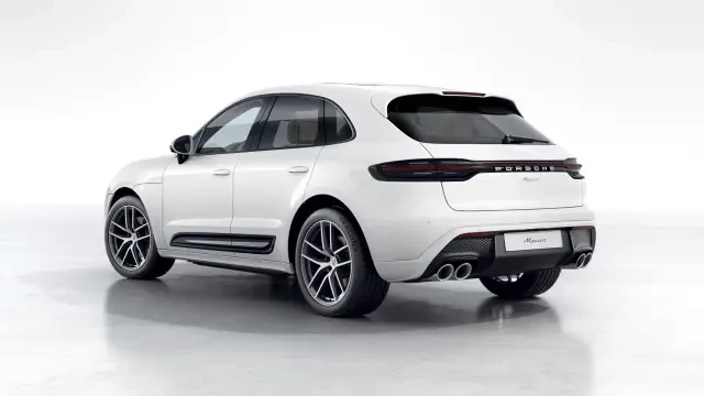 2026 Porsche Macan - Image 22 of 30