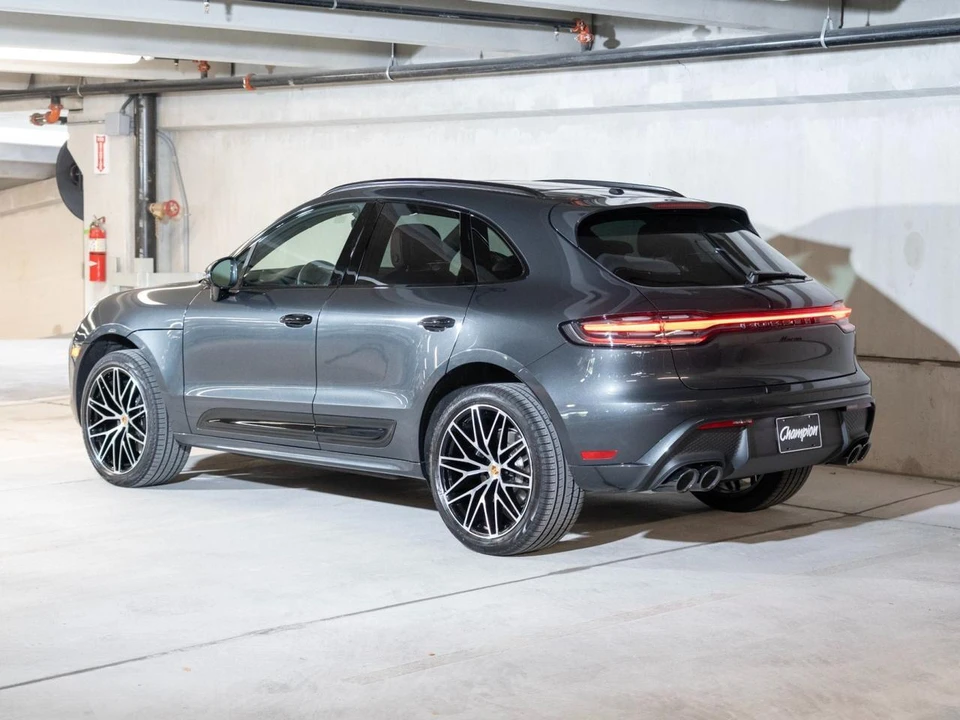 2026 Porsche Macan Electric - Image 3 of 26