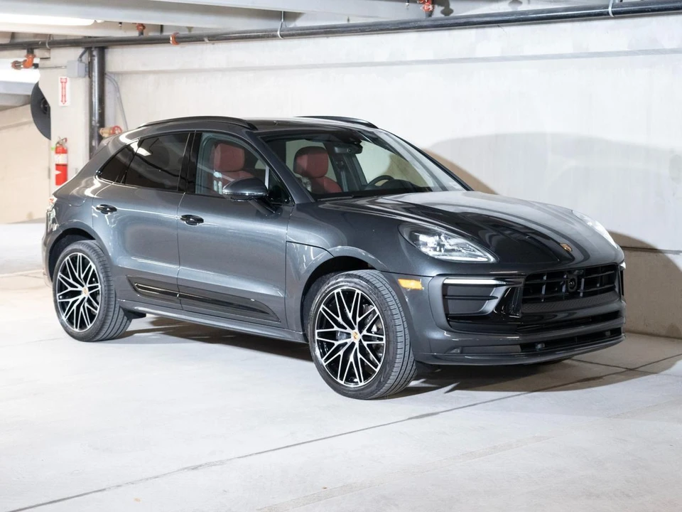 2026 Porsche Macan Electric - Image 7 of 26