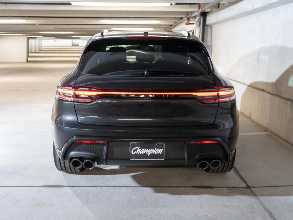 2026 Porsche Macan Electric - Image 10 of 26