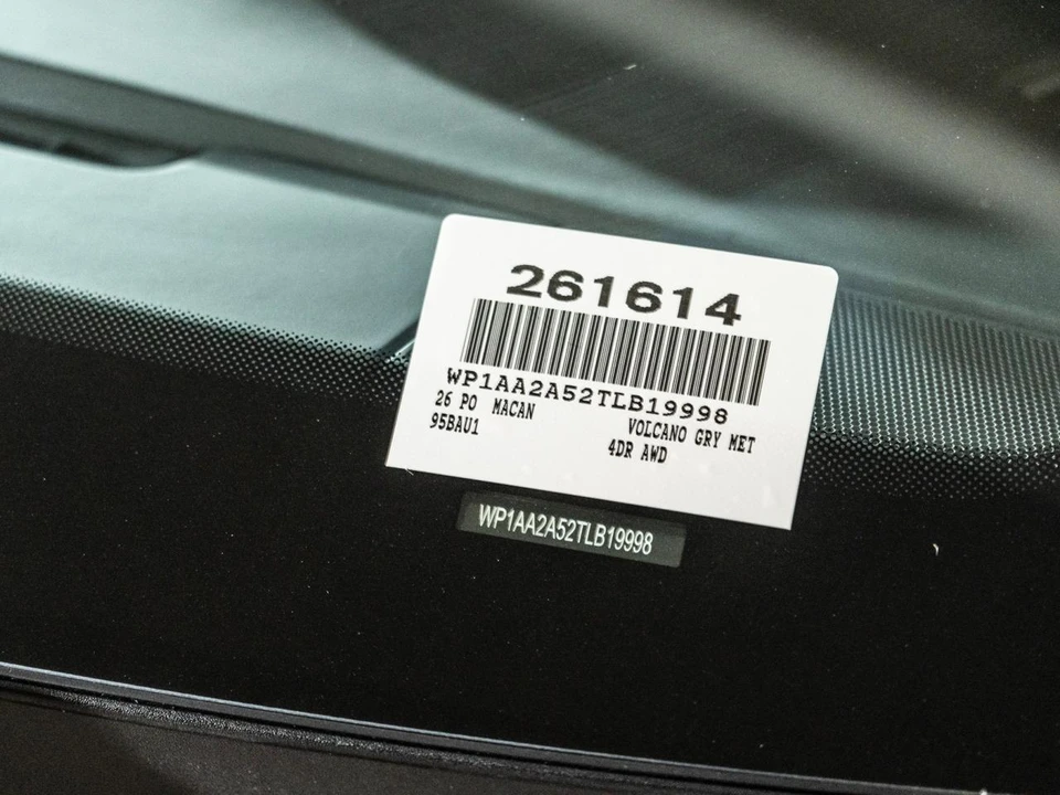 2026 Porsche Macan Electric - Image 26 of 26