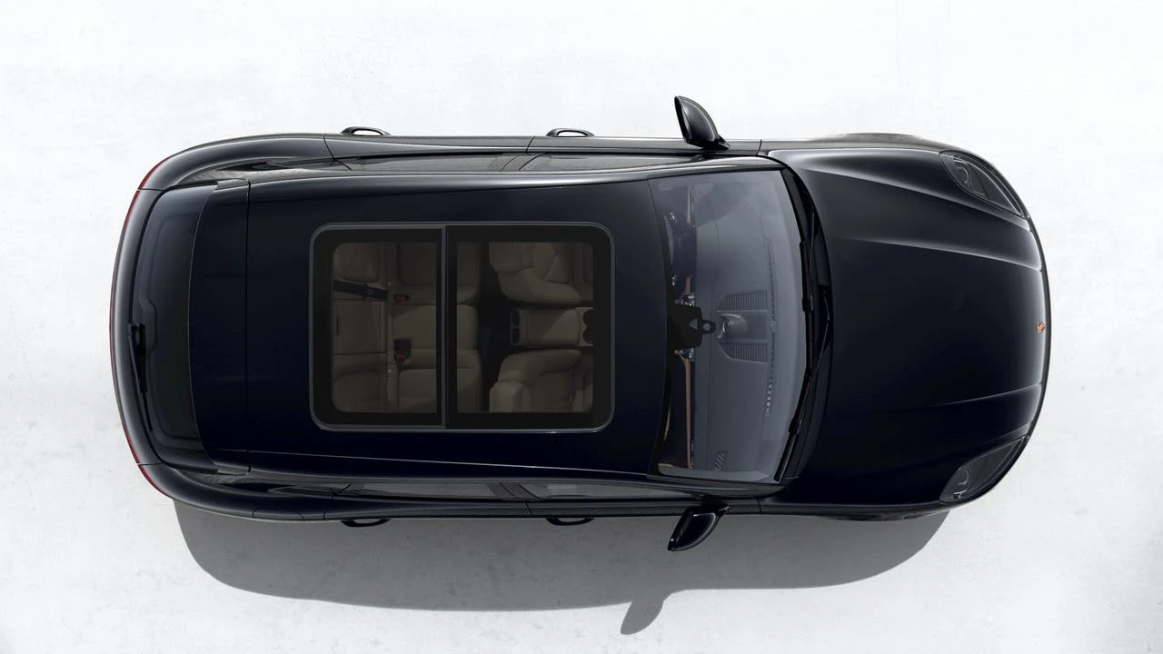 2026 Porsche Macan Electric - Image 5 of 10