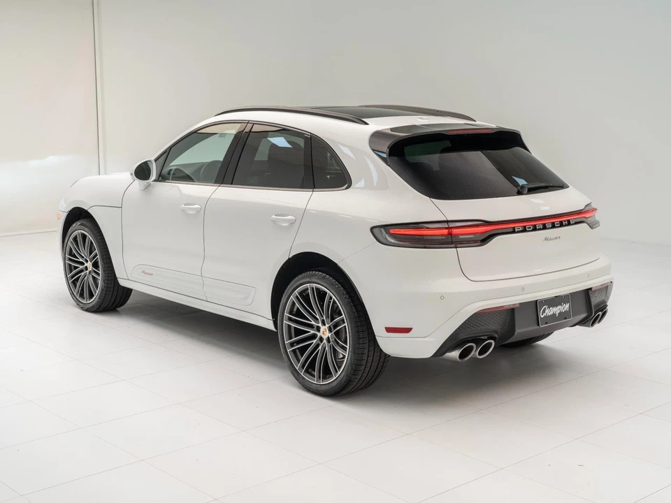 2026 Porsche Macan - Image 4 of 31