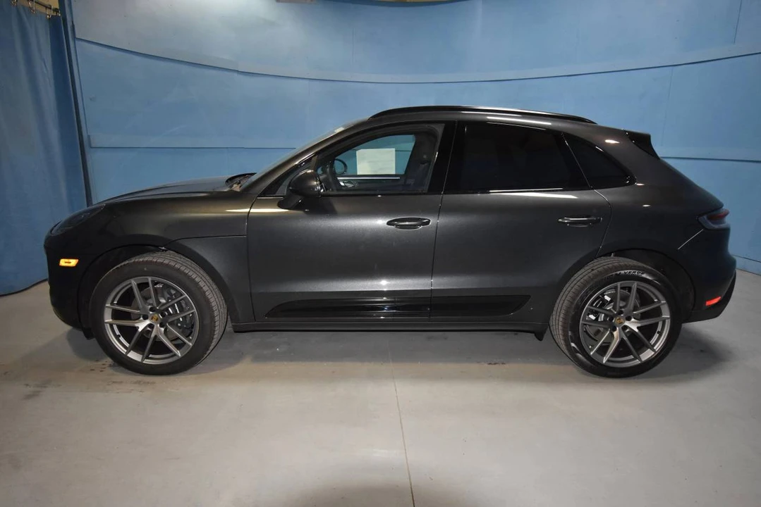2026 Porsche Macan Electric - Image 2 of 4